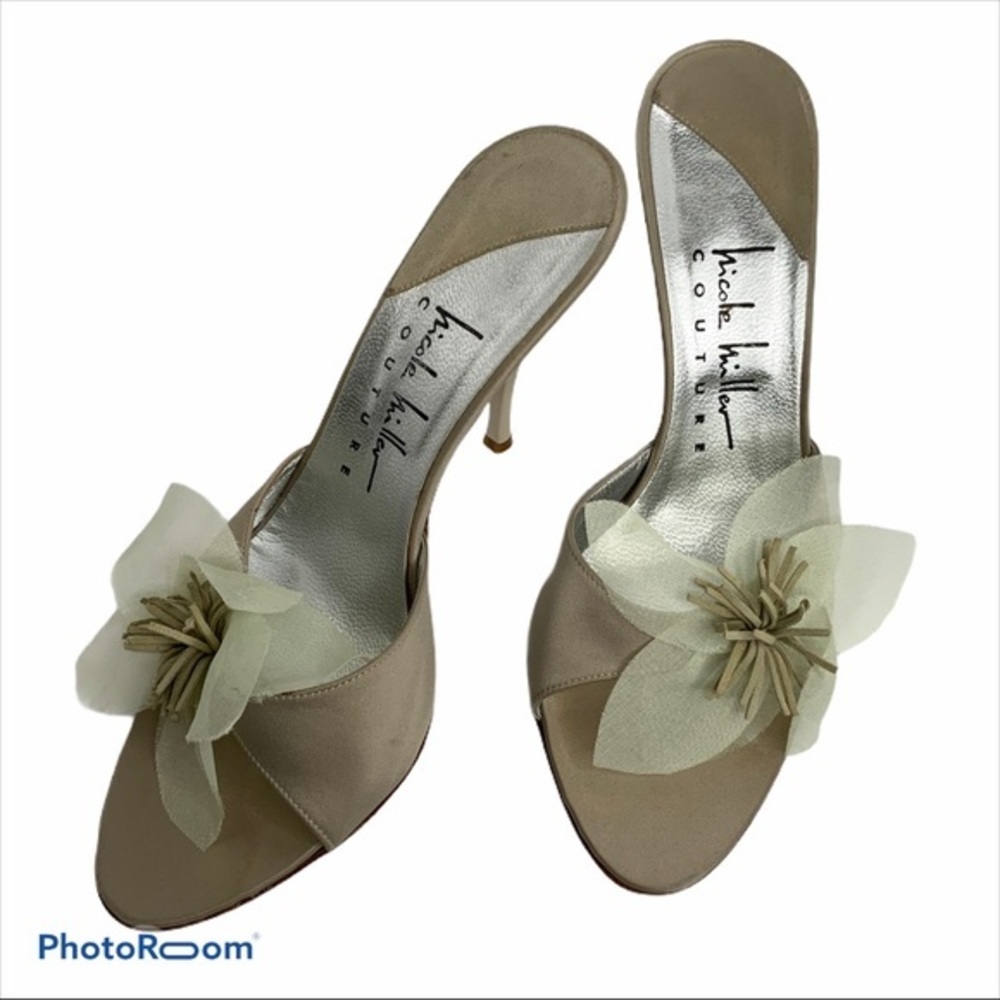 Nicole Miller Italian open toe silk flower heel 8